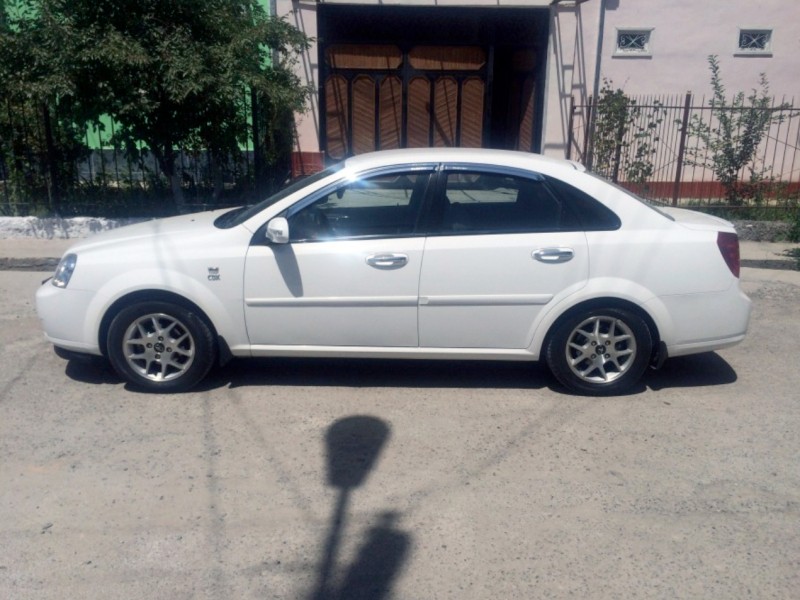 Тошкент вилоятида ўғирланган автомобиль пойтахтда ушланди