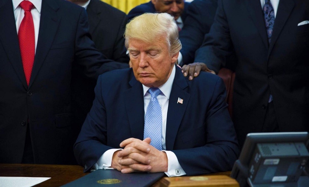 Сайлов якунланмоқда: Трамп қоладиганга ўхшайди...