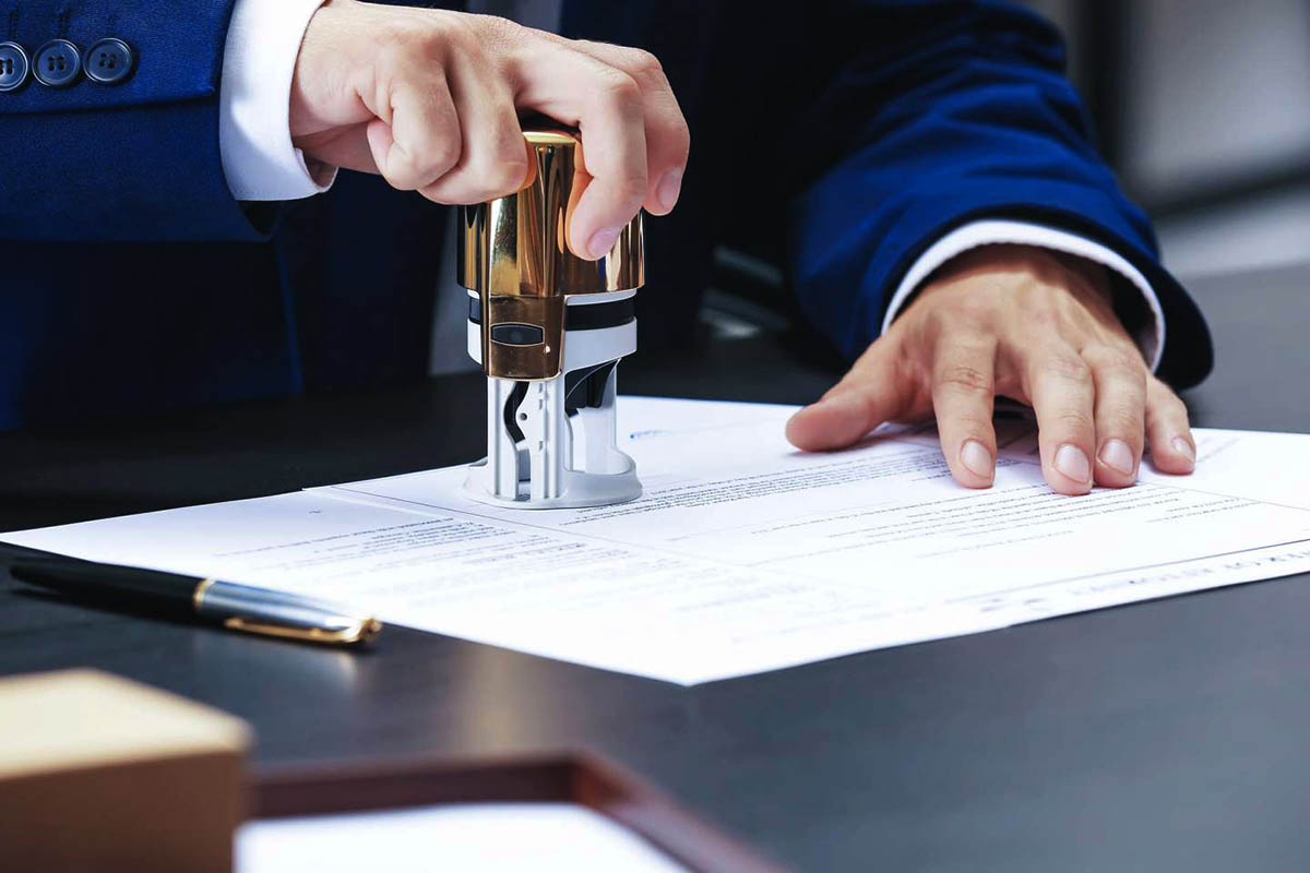 Ўзбекистонда нотариуслар вақтинча ишламайди