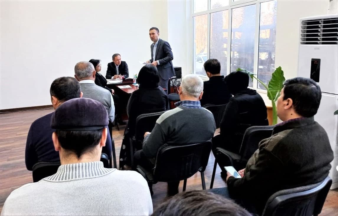 Судьялар давра суҳбати ўтказди