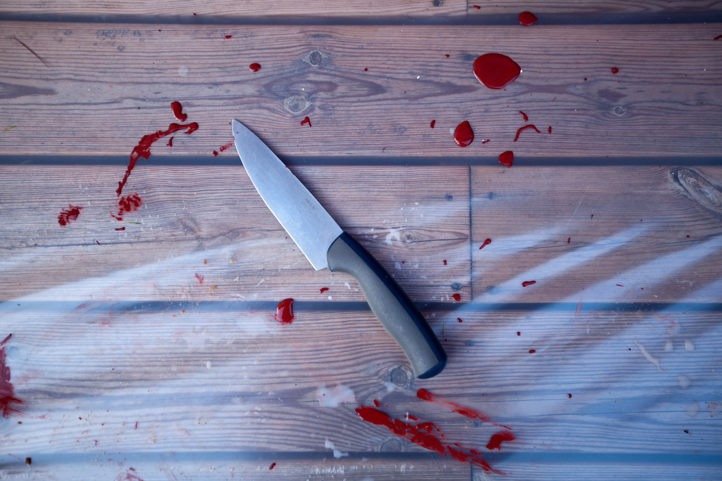 Наманганда фуқаро молхонанинг ҳидига чидолмай қўшнисини пичоқлади