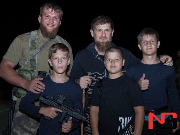 Қодиров вояга етмаган учта ўғлини урушга жўнатди