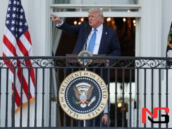 Трамп баъзи давлат фуқароларига АҚШга киришни тақиқлади