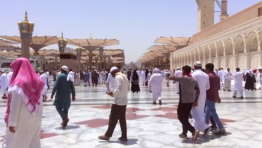 Саудия Арабистонида барча масжидлар қайта очилди