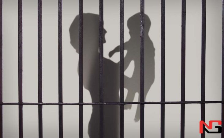 10 ёшли қизини сотмоқчи бўлган она қамалди