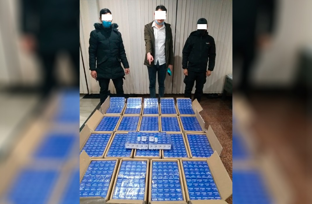 Дорихоналарда кучли таъсир қилувчи таблетка сотган шахслар қўлга олинди
