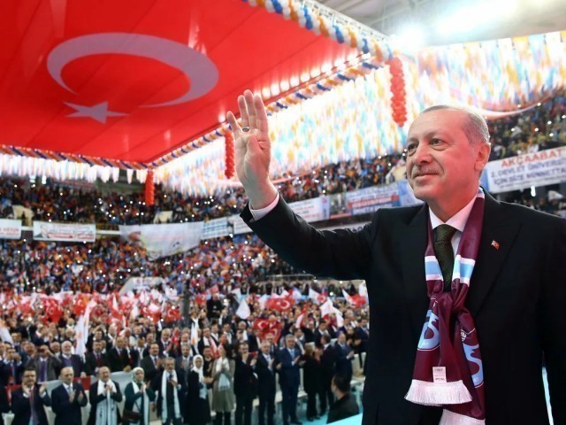 Эрдўған учинчи марта ҳам президентликка номзодини қўйди