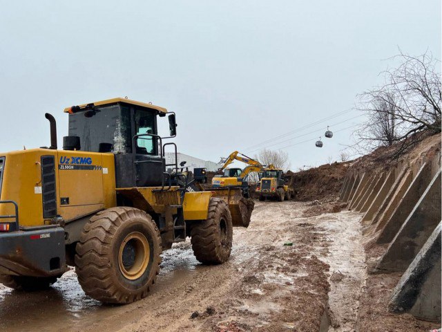 “Амирсой”га олиб борувчи йўлда кўчки юз берди