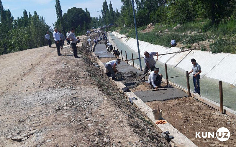 Косонсойда ўқитувчилар бетон қуйишда ишлатилгани тасдиқланди. Туман ҳокими бу ҳолат ОАВда чиқишини «пашшадан фил ясаш» деб атаганди