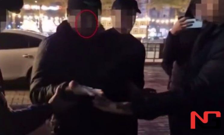 Ҳоким ёрдамчиси 30 минг доллар пора билан қўлга тушди