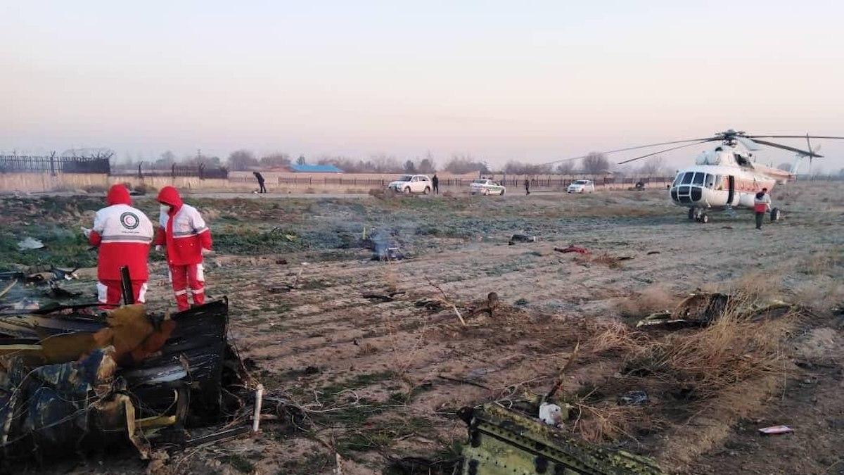 Эронда 180 йўловчиси бўлган Украина самолёти қулади