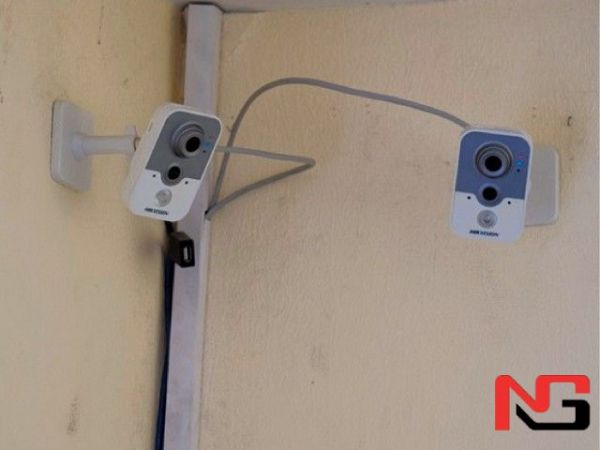 Мактаб ҳожатхонасига камера ўрнатилгани ростми? Изоҳ берилди