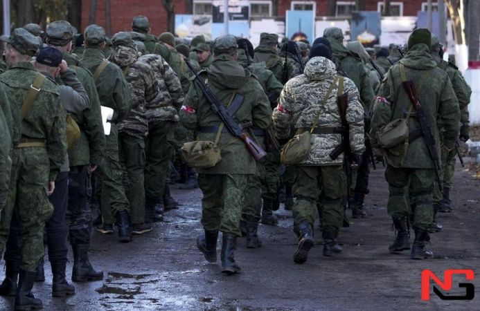 Россияда қамоқда ўтирган ўзбекларни урушга юборишмоқда — ҳуқуқ фаоли