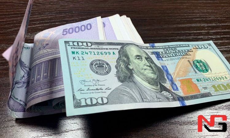 Долларининг расмий курси кетма-кет пасайишлардан сўнг яна кўтарила бошлади