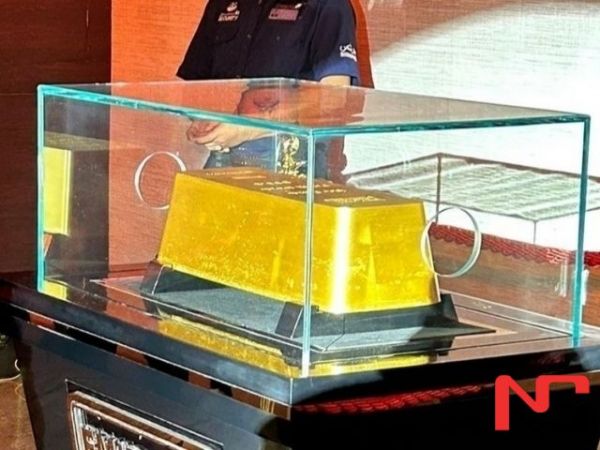 Дунёдаги энг катта олтин қуймаси Дубайда тақдим этилди