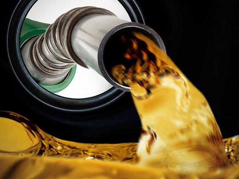 Ўзбекистонга сўнгги 10 ой ичида 300 млн. литр бензин кириб келган