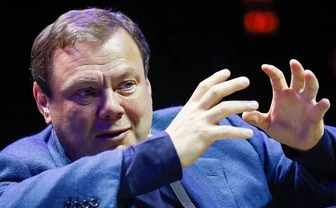 Санкцияга учраган россиялик олигарх фаррошга тўлашга пули қолмаганини айтди