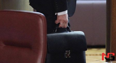 Президент танқид қилган собиқ ҳоким қамоққа олинди