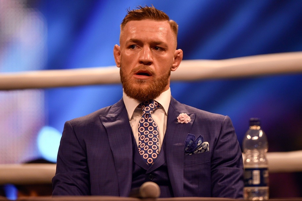 Макгрегор олти ойга жанглардан четлатилди