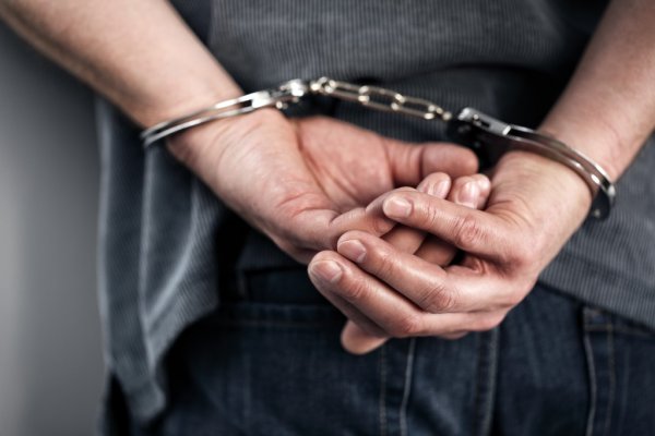 Наманганлик тадбиркор Сурхондарёда 93 нафар аёлни тузоғига илинтирди