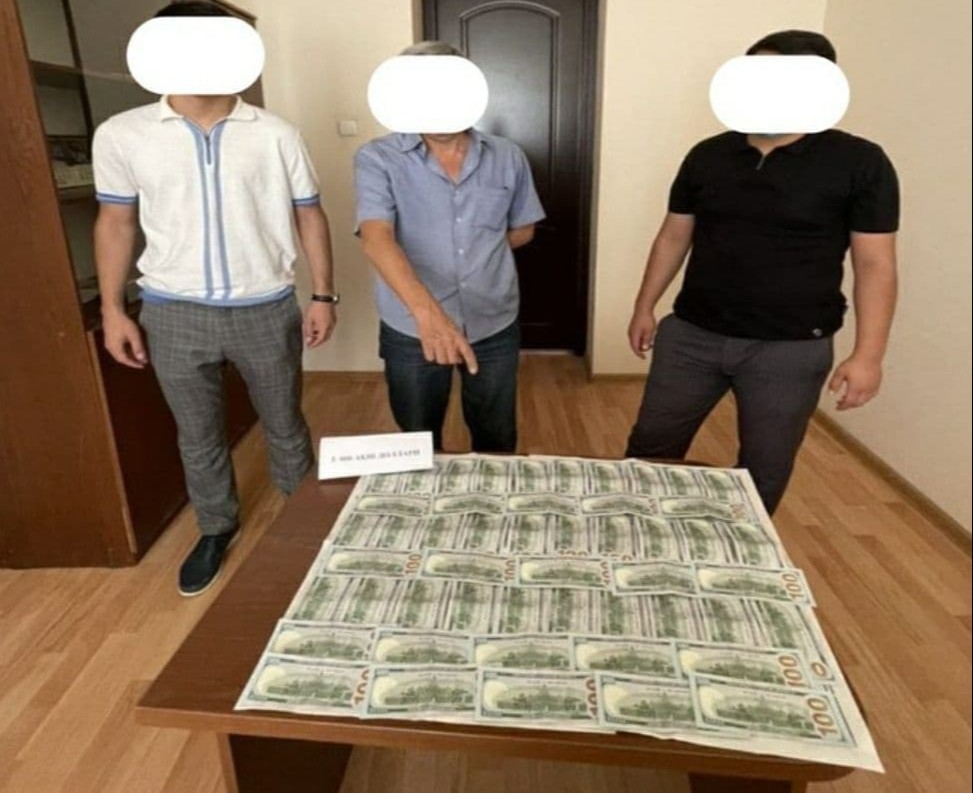 1 гектар ер майдонини олиб беришни ваъда қилган фирибгарлар ушланди