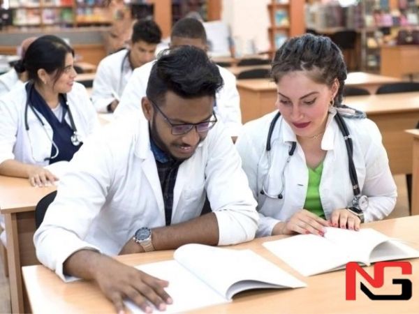 Ҳиндистон талабаларига Ўзбекистондаги тиббиёт олийгоҳида ўқишни тақиқлади