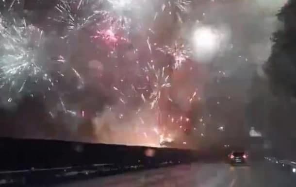 Хитойда ЙТҲ мушакбозлик шоусига айланди