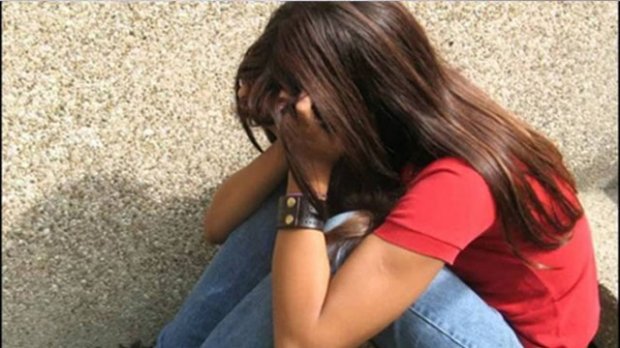 Муққадам 8 маротаба судланган 20 ёшли қиз яна фирибгарликка қўл урди