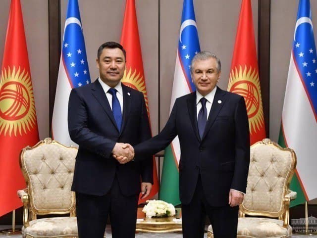 Мирзиёев ва Жапаров “Хитой – Ўзбекистон” темир йўлини қуришни муҳокама қилди