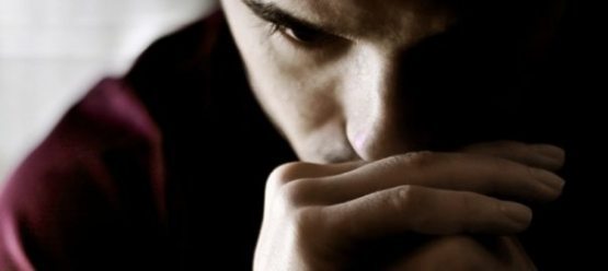 Эр хотинини “ушлаб олибди”. Нима қилишга ҳайрон...