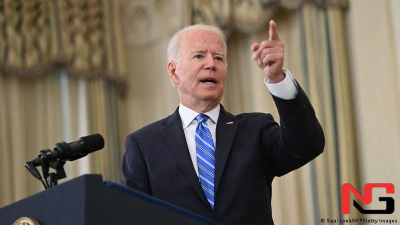 Байден "бармоғини бир қимирлатиб" Украинадаги урушни тўхтатиши мумкин