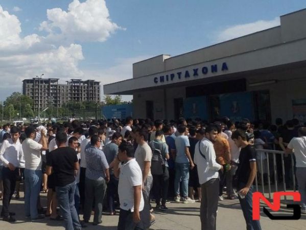 Энди футбол ўйинларига чипта олиш учун шахсни тасдиқлаш талаб этилади