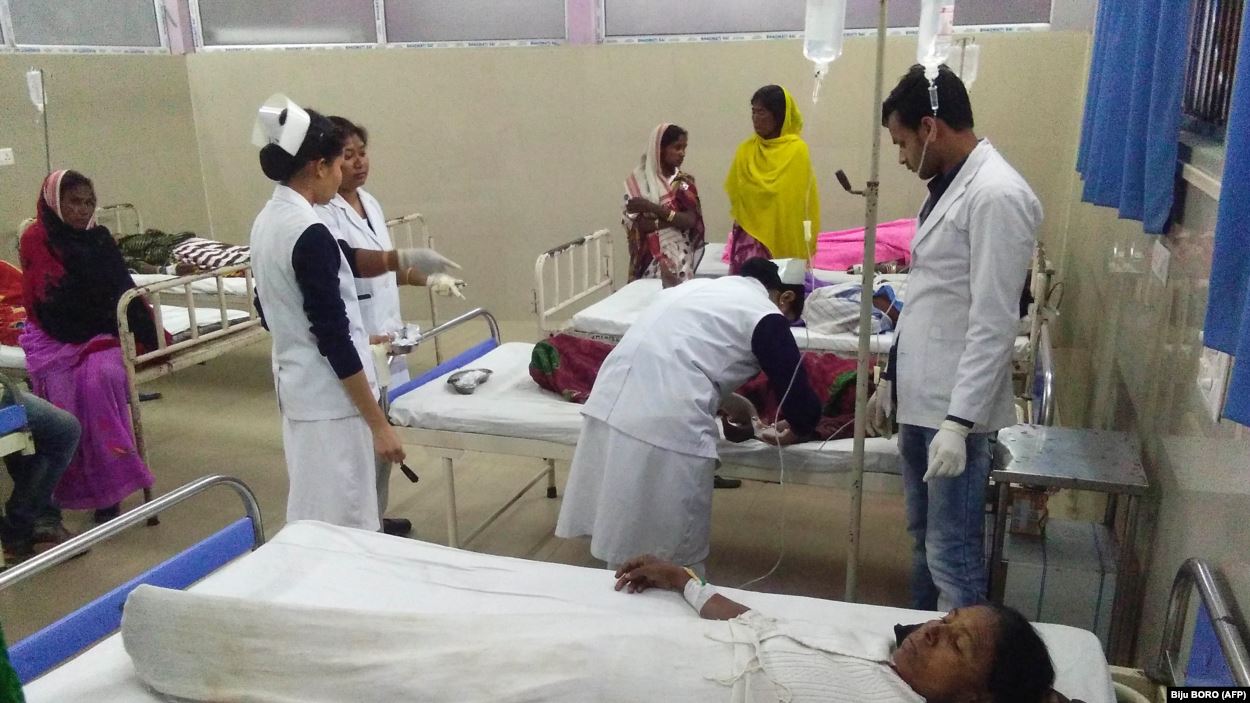 Ҳиндистонда номаълум касалликни юқтирганлар 800 дан ошди, бир киши вафот этди