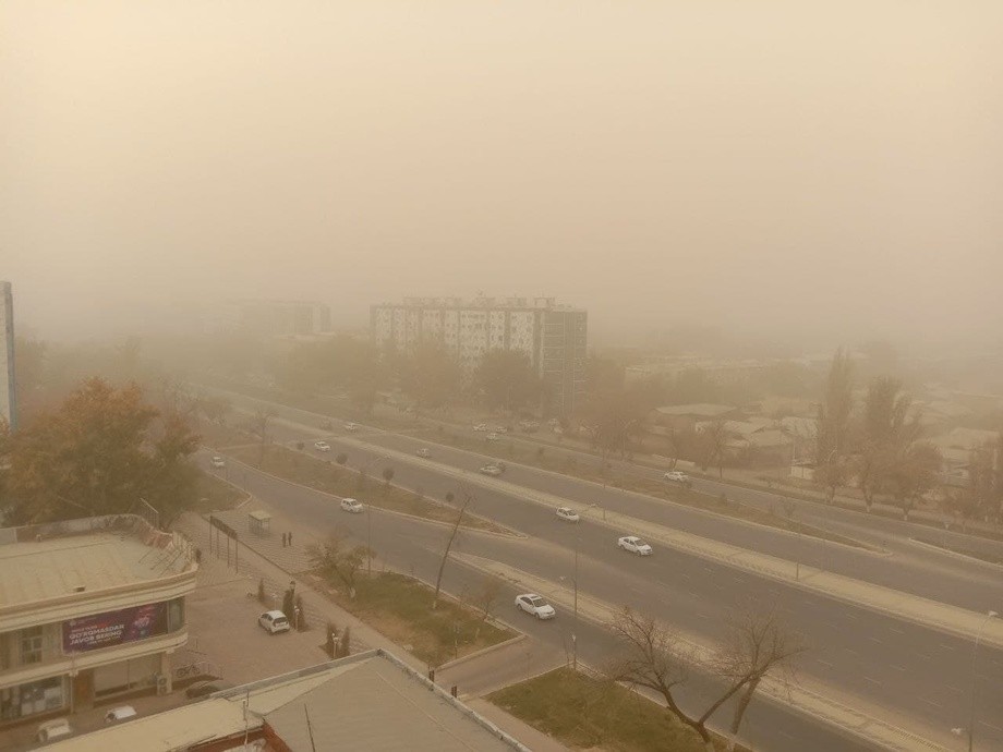 Айрим ҳудудларда чангли бўрон кузатилади