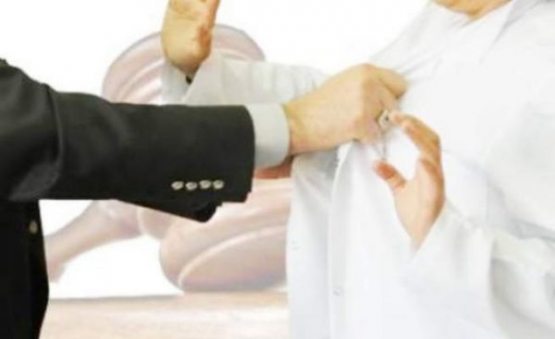 Қашқадарёда шифокорлар калтакланди. Аёл киши ҳам аяб ўтирилмади