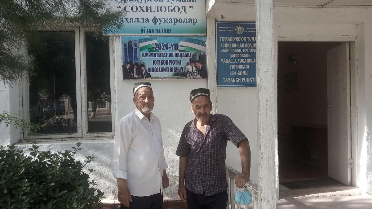 Наманганлик отахон тўрт хона уйини маҳаллага ўтказиб берди