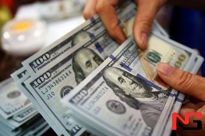 Ўзбекистонда долларнинг расмий курси кўтарилди