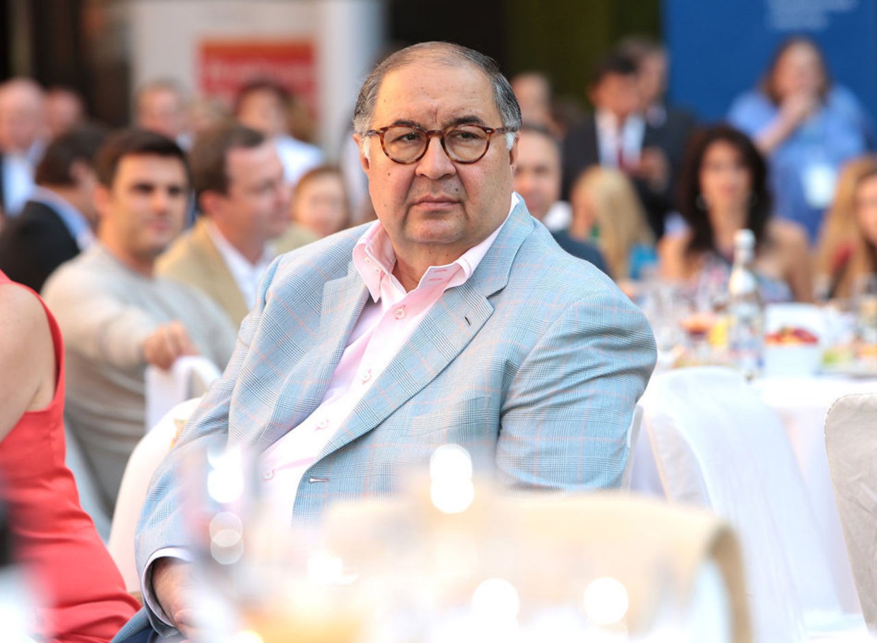 Россиянинг 2020 йилда энг кўп бойлик орттирган миллиардерлари рўйхатида Алишер Усмонов учинчи ўринда қайд этилди