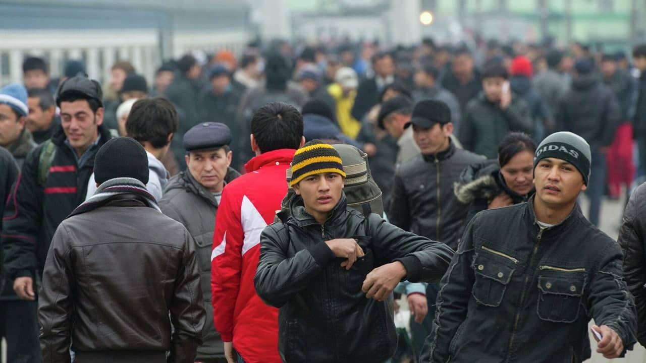 Россиядан қайтаётган мигрантларни 18 та мамлакатга юбориш чоралари кўрилмоқда