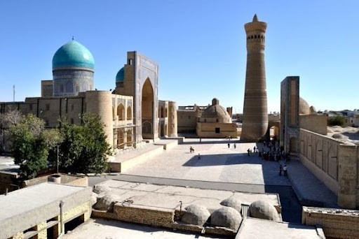 Тарихий объектларга реклама баннерларини ўрнатиш таъқиқланганми?