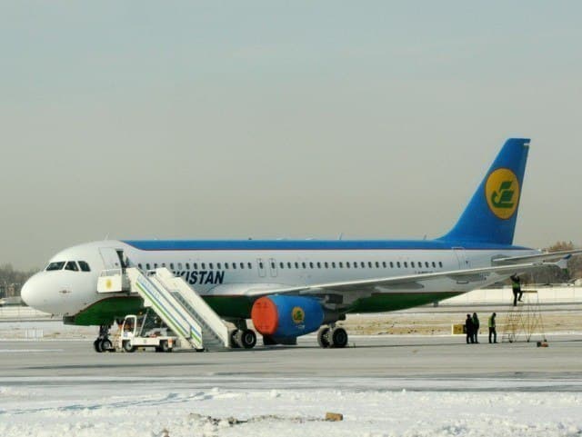 “Uzbekistan Airways” самолёти Минскда учиш-қўниш йўлагидан чиқиб кетди