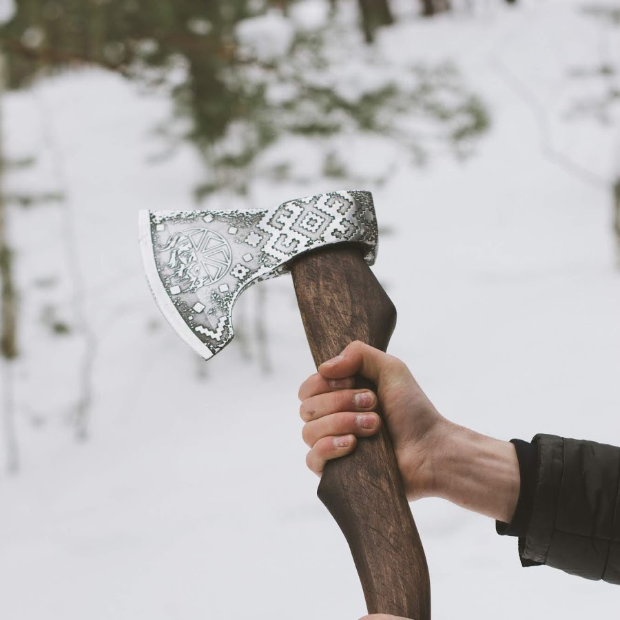 Қашқадарёда она мулк талашган ўғлини бошига болға билан урди