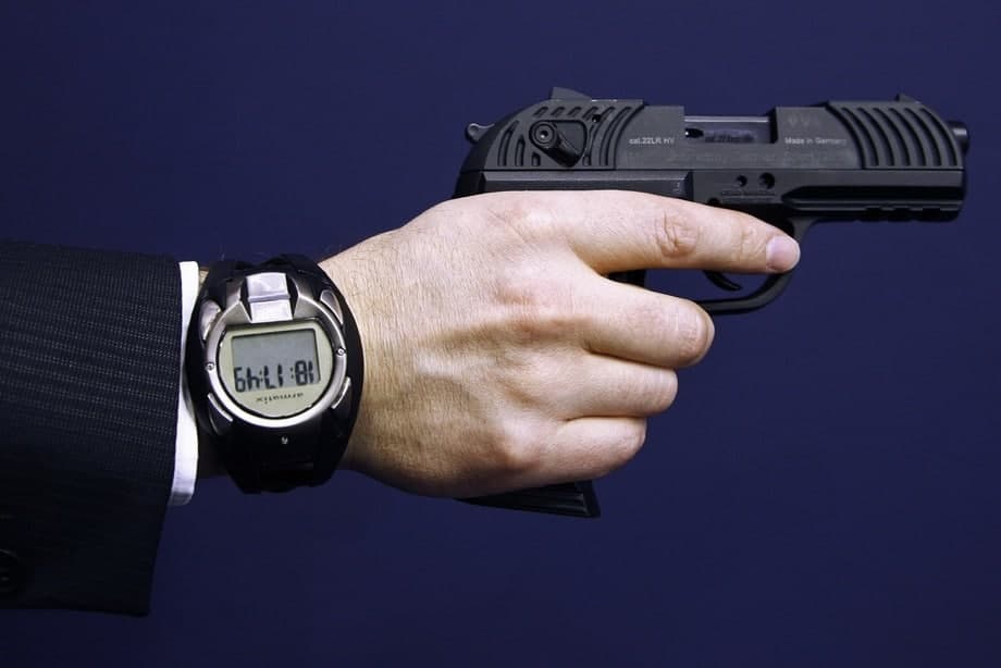 Тасодифий ва қасддан ўқ отишларга қарши курашиш мақсадида ақлли тўппонча ишлаб чиқарилди