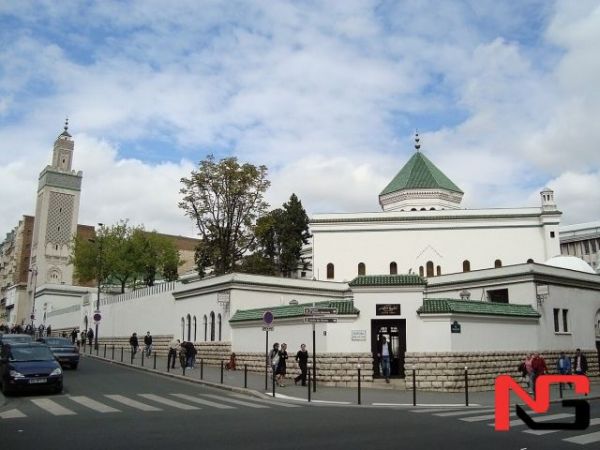 Европада Қуръонни ёқиб юборишди