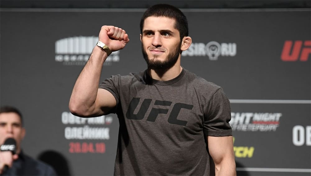 Махачев чемпионлик камари учун жангга киришмоқчи