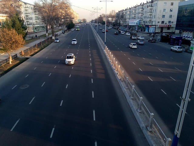 Тошкентдаги иккита муҳим йўлда юк машиналари ҳаракатини тақиқлашмоқчи