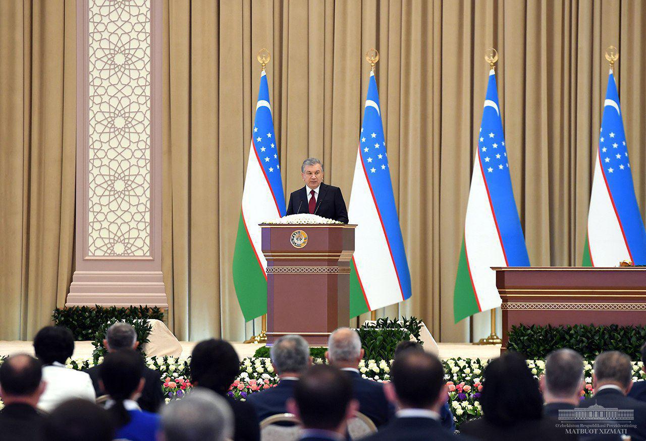 «Қорақалпоғистонда элни севган, билимли, фидойи ёшлар кўп» – Мирзиёев