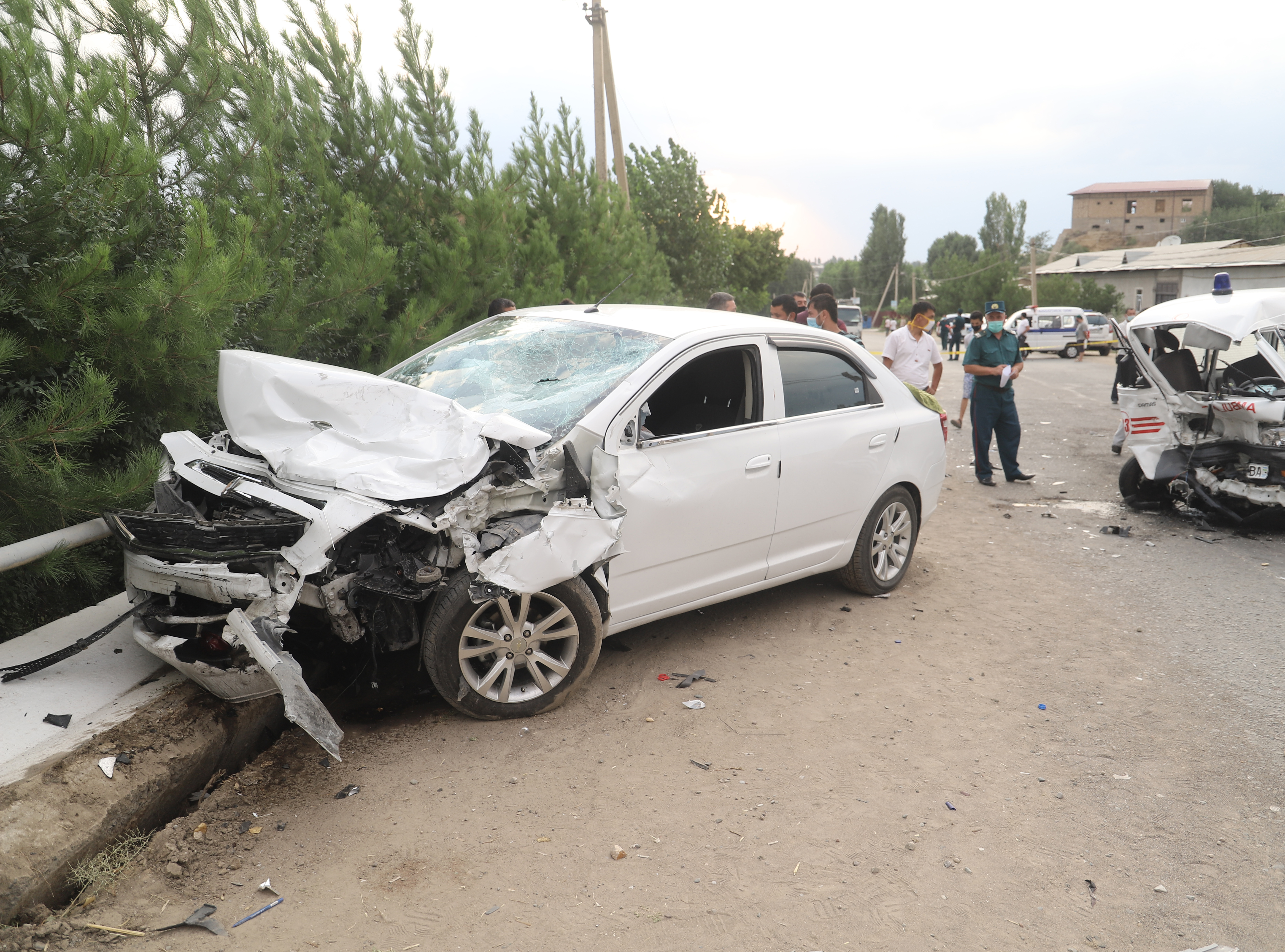 Cobalt тез ёрдам машинаси билан тўқнашди. Бир киши ҳалок бўлди