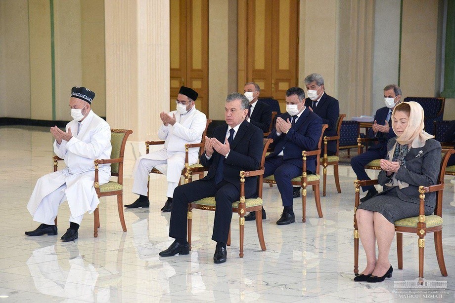 Ислом Каримов хотирасига Қуръон тиловат қилинди (фото)