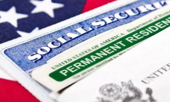 “Yashil pasport bilan Green Card o‘ynash mumkin, ammo natija chiqqunicha bu pasport yaroqsiz bo‘lib qoladi”. AQSh konsulligi Green Card bo‘yicha savollarga javob berdi